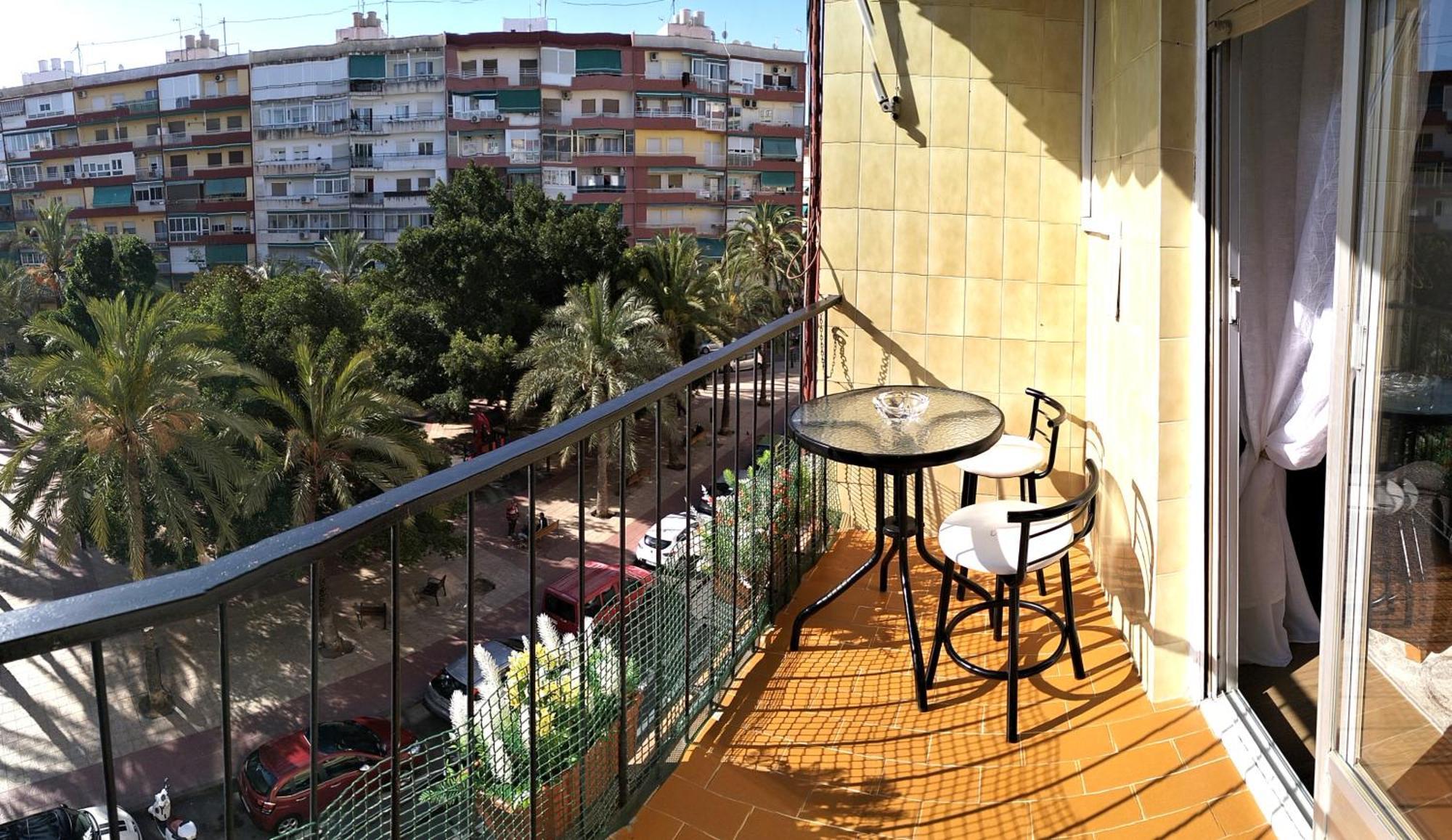 Ricardo Hostal Apartamento 3 Habitaciones Аликанте Экстерьер фото